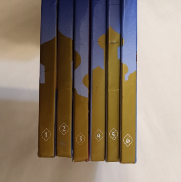 Disney Aladdin six book series - Picture 3 of 5